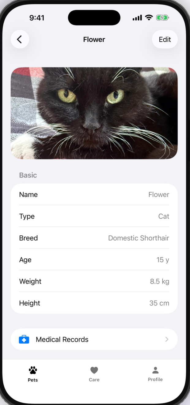 MrPet profile for Flower, showing photo, details and medical records